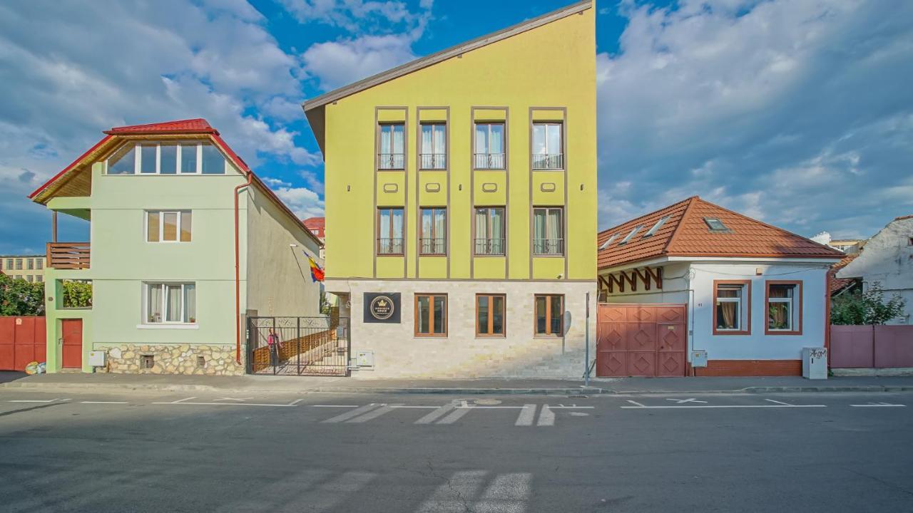 Hotel Monarch House Braşov Esterno foto